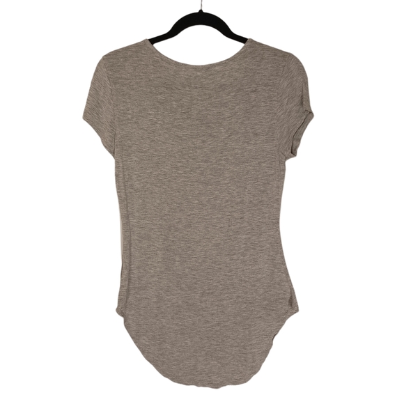 NO COMMENT Gray Lace Up Hi Low Scoop Hem Short Sleeve Top Medium - Picture 2 of 6